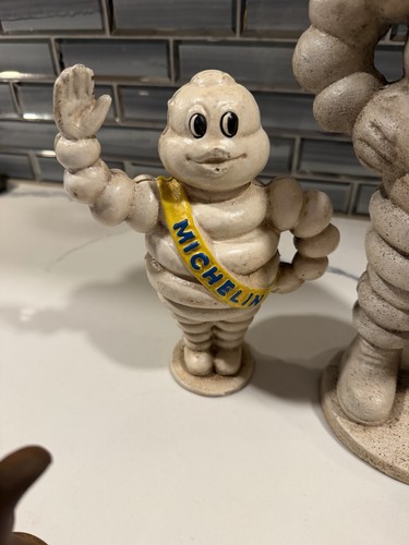 Michelin man bibendum waving - michelin,