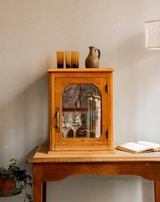 Victoria, la vitrine en bois