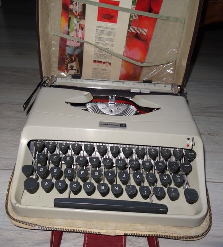 Machine ecrire underwood 18 - a,