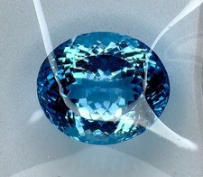 Topaze bleue naturelle