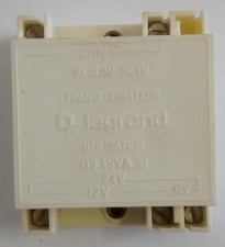 Transformateur de tension LEGRAND - 2 x 12VCA - 15VA
