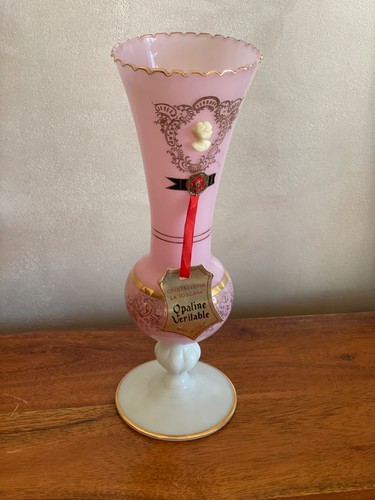 Grand vase opaline - rose, camée