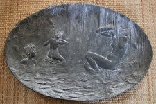  Plat en Etain Signé Emmanuel