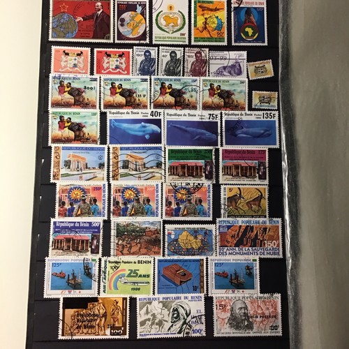 Lot 150 timbres - de,
