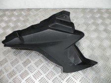 Carénage sous selle droit YAMAHA 125 YBR 4t -2010-
