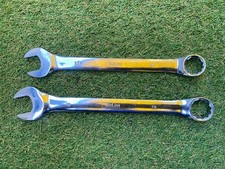 lot 2X clé plate 19 et 17