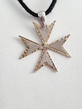 ANCIEN PENDENTIF CROIX DE MALTE EN ARGENT ET VERMEIL