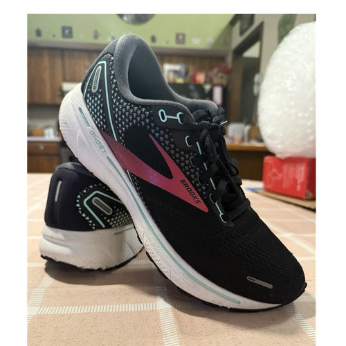 Well worn brooks - well, ghost