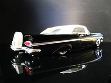 Custom ROAD LEGENDS 1/18 CHEVY