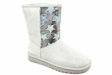 UGG Femme Classique Court Gris