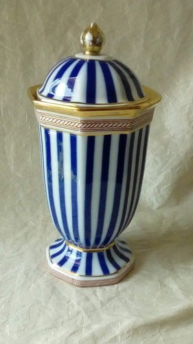 Ancien pot couvert - ancien,