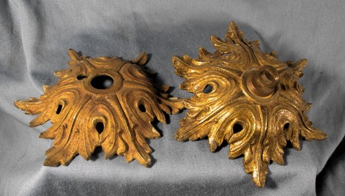 Anciens ornements identiques - 2,