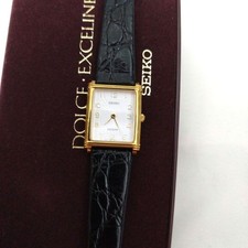 Montre SEIKO Excelline Tank