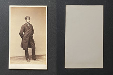 Homme en uniforme militaire et manteau de la Marine, circa 1865 CDV vintage albu