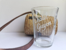 VERRE DE CURE gradué dans Son