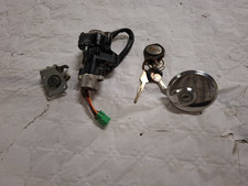 KIT SERRURES NEIMAN SUZUKI GZ 125 MARAUDER 2001