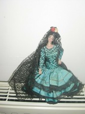 poupée espagnole 16 cm
