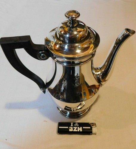 Tres belle cafetiere - tres,