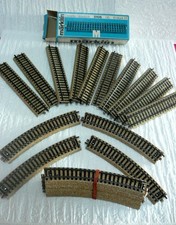 Marklin lot de 20 rails droits  ref - 5106  et courbes  ech ho 3 rails