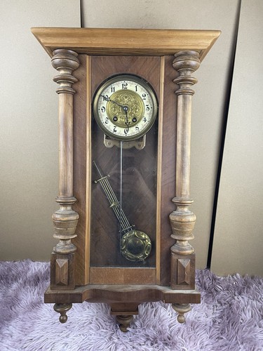 Horloge murale décorative - , en