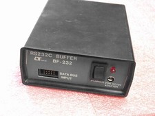 Lutron BF-232 ~ RS323C buffer (sans alimentation) nécessite alim. 12Vac 0.3mAac