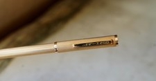 STYLO PLUME DUNHILL EN OR