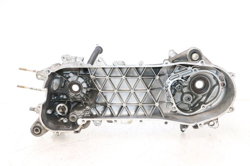 Carter moteur gauche piaggio - -,