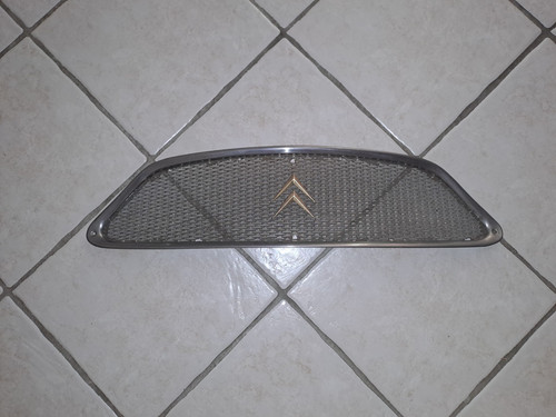 Face avant grille calandre - avant,