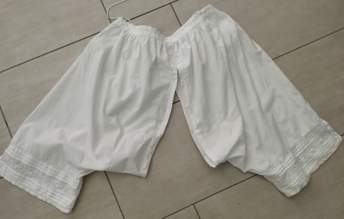 Ancienne culotte fendue - culotte, de