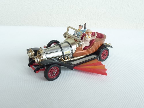 Corgi toys chitty - toys,