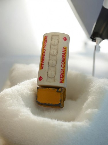 Camion miniature ancien petrol - camion,