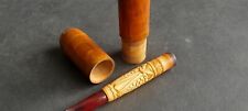 FUME CIGARE  DANS UN ETUI EN BOIS