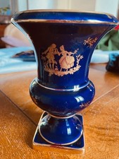 Vase en porcelaine de LIMOGES bleu et doré Vintage