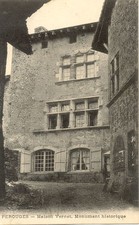 PEROUGES maison vernet monument historique