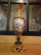 ancien vase aiguière