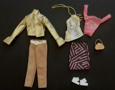 28* . LOT VETEMENTS HABITS