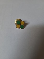 Pins Rare René Furterer