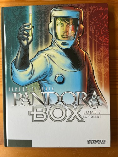 Pandora box tome - box,
