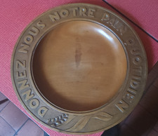 ANCIEN PLATEAU ROND EN BOIS DONNEZ NOUS NOTRE PAIN QUOTIDIEN