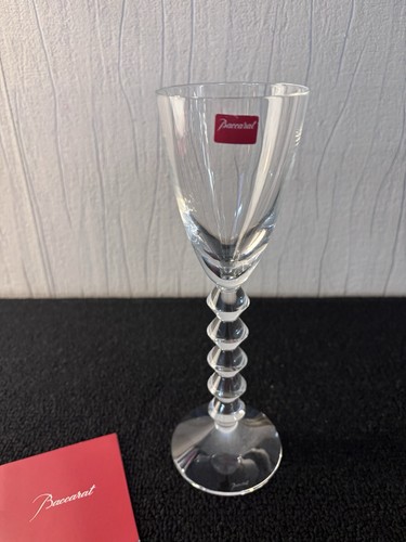 Verre vin blanc - blanc, modèle