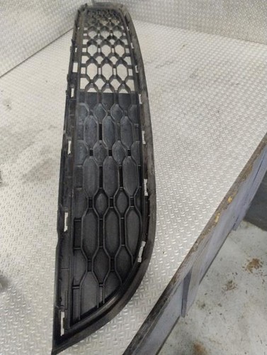Grille pare choc renault - grille,