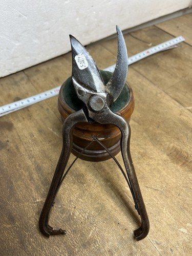 Outil ancien vigneron vigne - ancien,