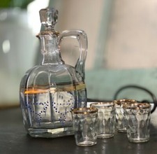 Vintage Glass Decanter w Retro