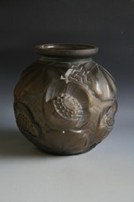 ANCIEN VASE ART DECO PIERRE D'AVESN en verre