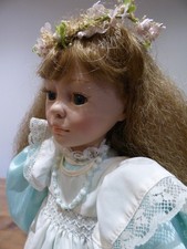 Poupée COROLLE 52 CM