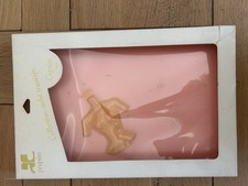 Boîte Vide Tenue Poupée