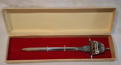 Ancien vintage très joli - ancien,