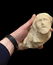 Tête XII  stone head Pierre