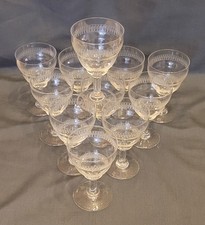 11 Verres à liqueur anciens