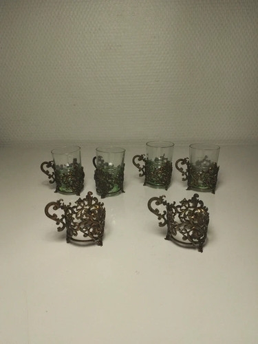 Porte verre digestif style